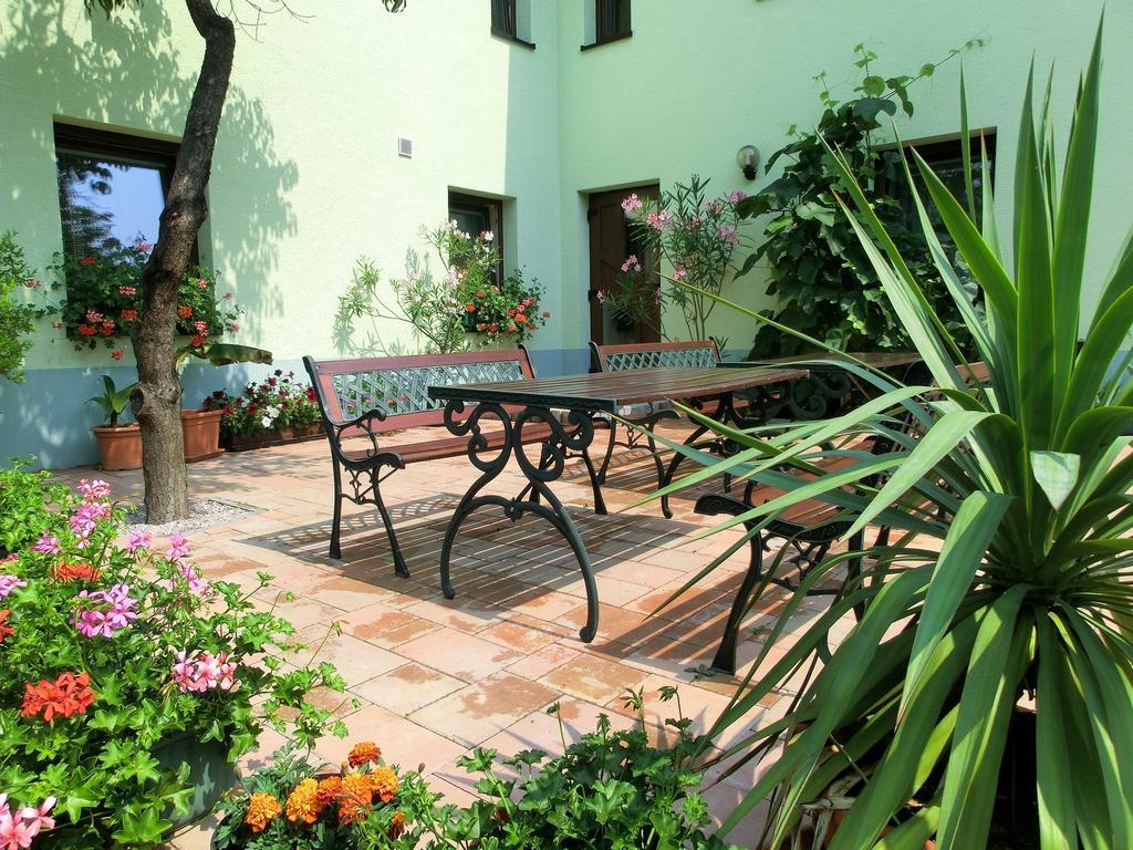 Vila Evicka โซบอทกา ภายนอก รูปภาพ
